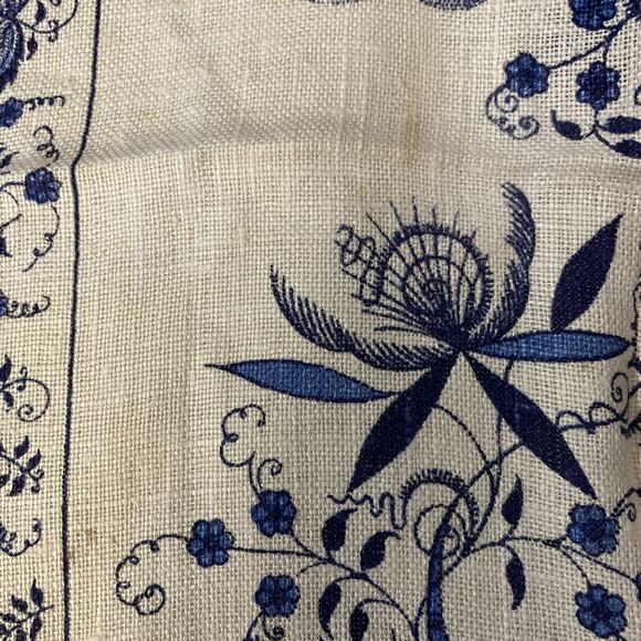 Midcentury Vintage Kay Dee Blue Onion Linen Tea Towel Wall Hanging 31"x17" - Picture 4 of 4
